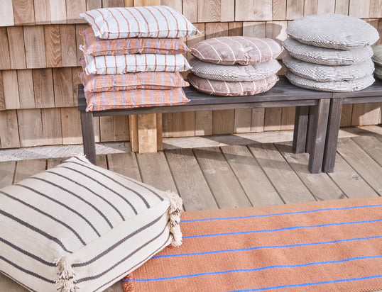 Find hammocks, outdoor rugs and much more here ...