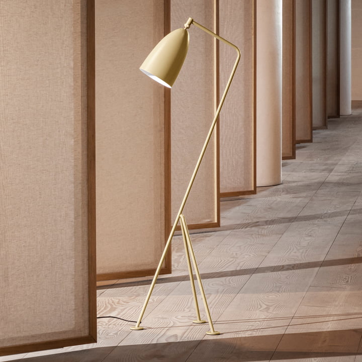 Gräshoppa Floor lamp GM1 from Gubi in olive brown